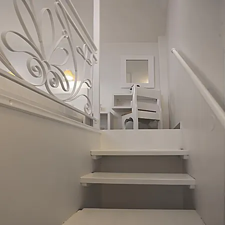 Glaros Apartament